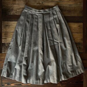 CHORUS LINE • Ricki’s vintage pleated skirt pockets tweed grunge uniform wool